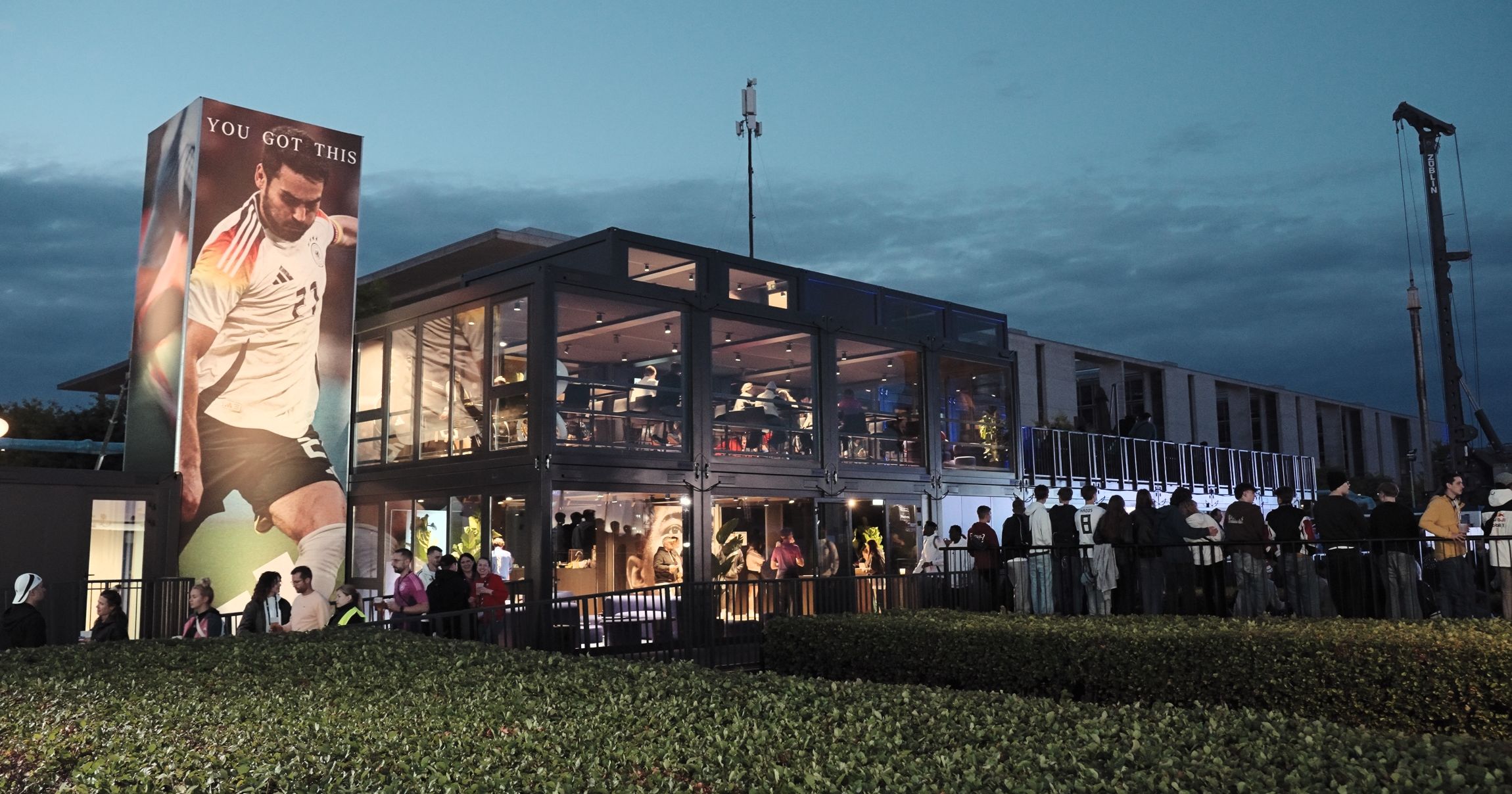 Eventarchitektur adidas EURO204 Hospitality 14