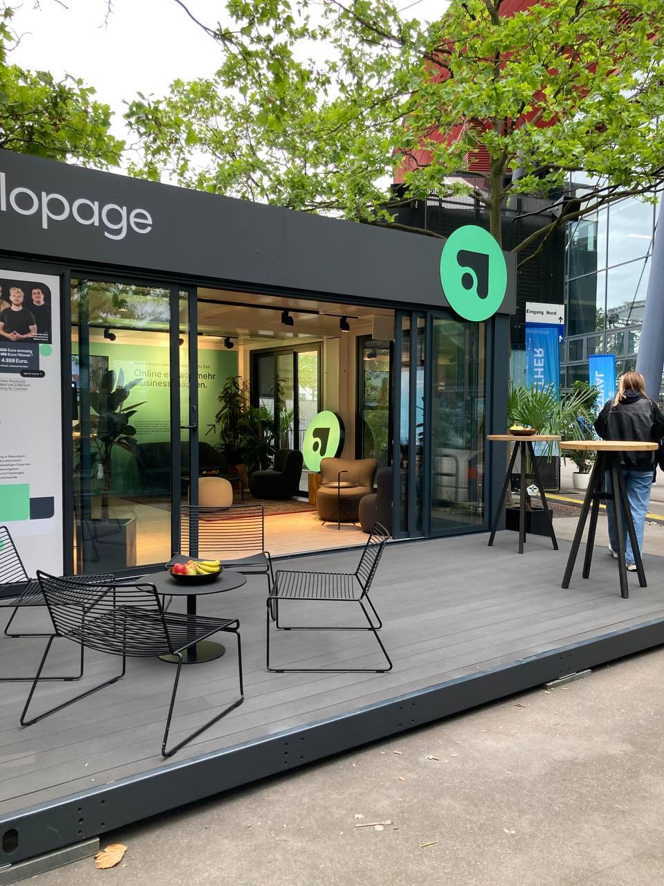 Eventcontainer Vario-Line | PREFAB 122 - Eventcontainer_Greator-Festival_Elopage_5.jpg